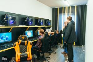 Фотография Escape eSports place 3